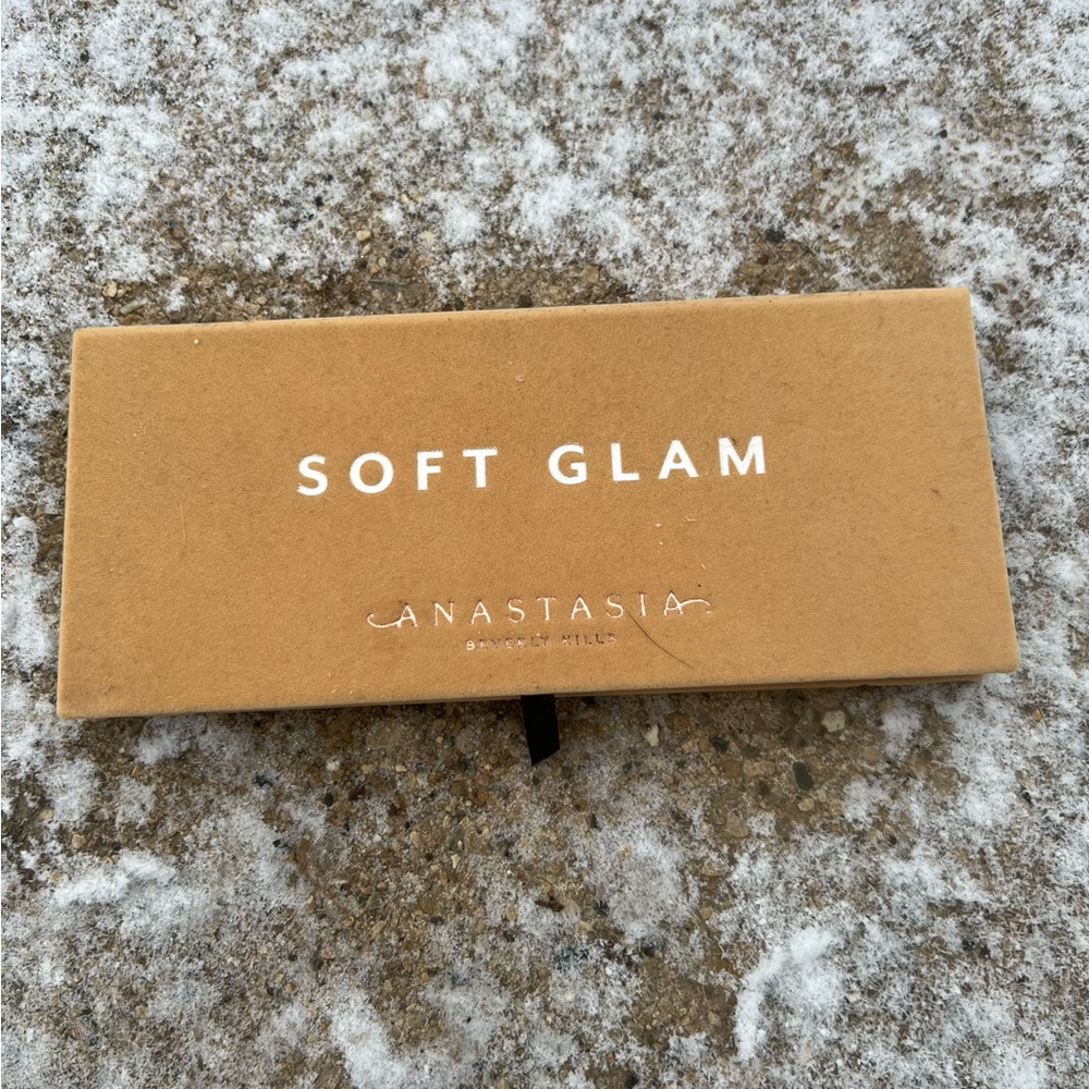 Anastasia Soft Glam Eyeshadow Palette